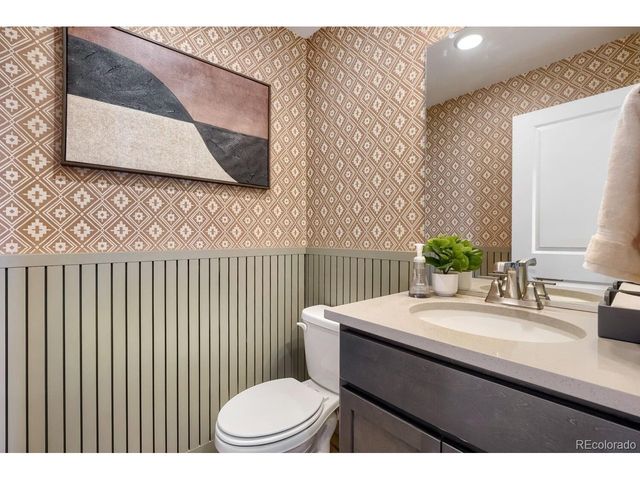 9200 E 47th Ave 203, Denver, CO 80238