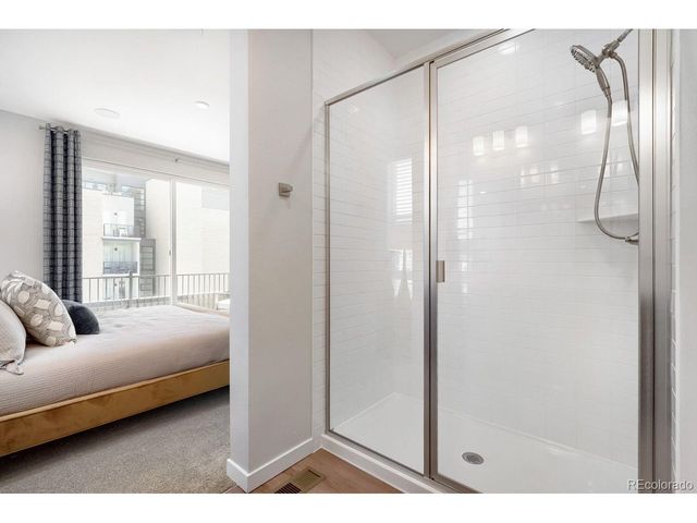 9200 E 47th Ave 203, Denver, CO 80238