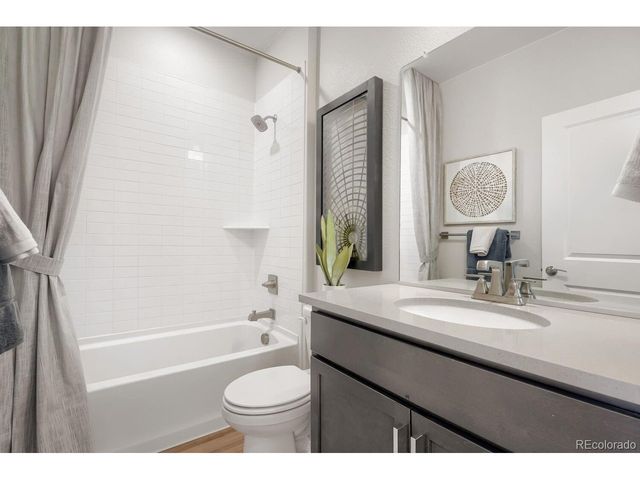 9200 E 47th Ave 203, Denver, CO 80238