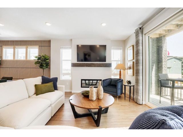 9200 E 47th Ave 203, Denver, CO 80238