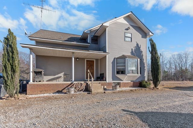 1650 Little Fish Trap Rd, Lawrenceburg, TN 38464