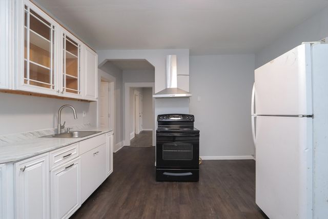36-38 Chapel St, Springfield, MA 01109