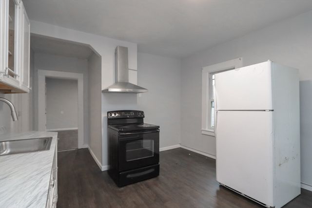 36-38 Chapel St, Springfield, MA 01109