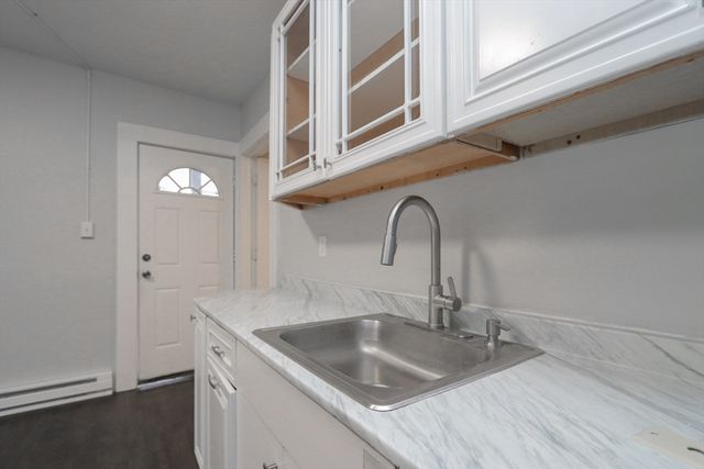36-38 Chapel St, Springfield, MA 01109