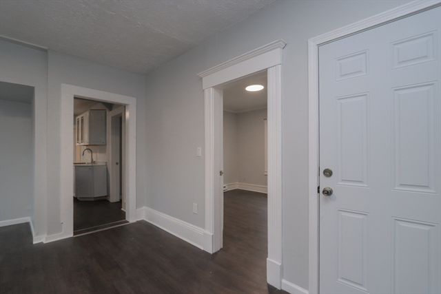 36-38 Chapel St, Springfield, MA 01109