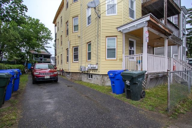 36-38 Chapel St, Springfield, MA 01109