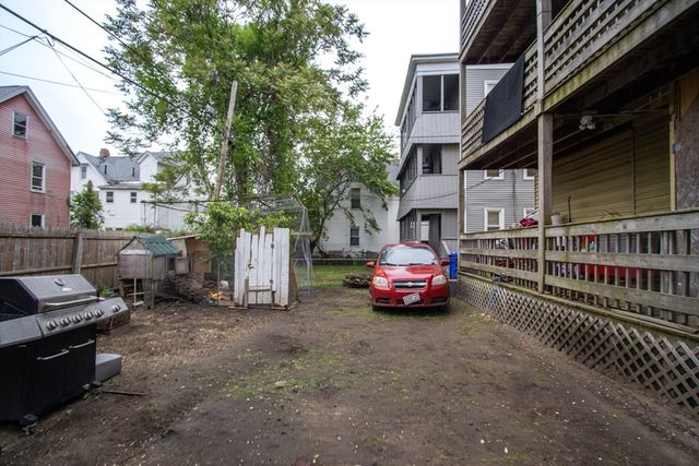 36-38 Chapel St, Springfield, MA 01109