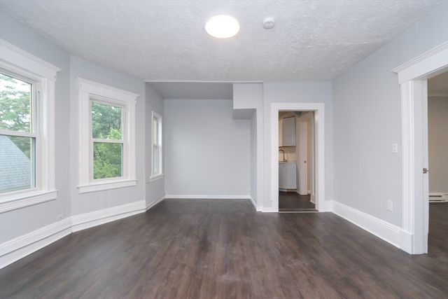 36-38 Chapel St, Springfield, MA 01109