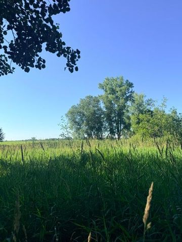 000 University Avenue, Isanti, MN 55040