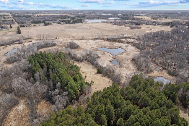000 University Avenue, Isanti, MN 55040