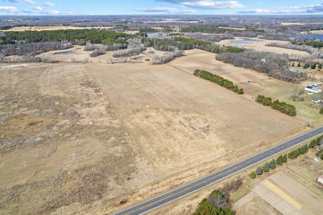000 University Avenue, Isanti, MN 55040