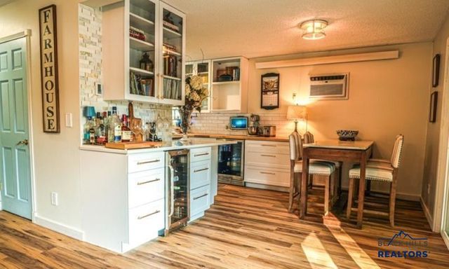 7 HORSESHOE LN, Spearfish, SD 57783