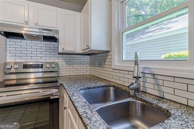 1862 Patterson Park Drive, Lawrenceville, GA 30044