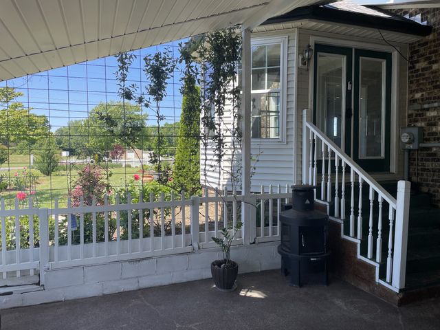 805A Jackson Rd, Portland, TN 37148