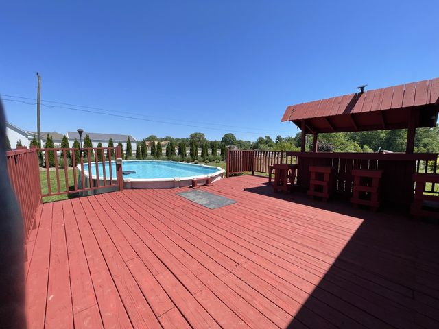 805A Jackson Rd, Portland, TN 37148