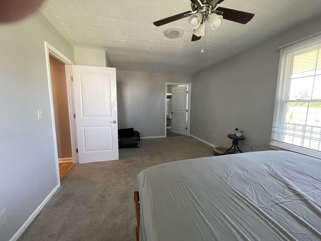 805A Jackson Rd, Portland, TN 37148