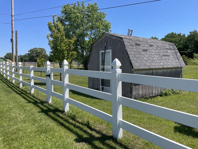 805A Jackson Rd, Portland, TN 37148