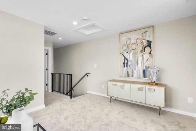 4409 OGLETHORPE ST, Hyattsville, MD 20781