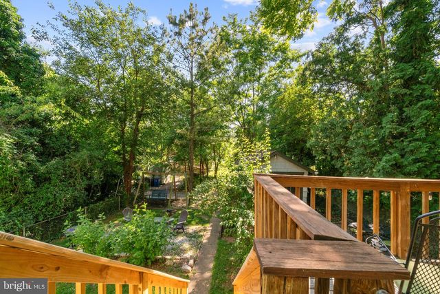 210 MALLOW HILL RD, Baltimore, MD 21229