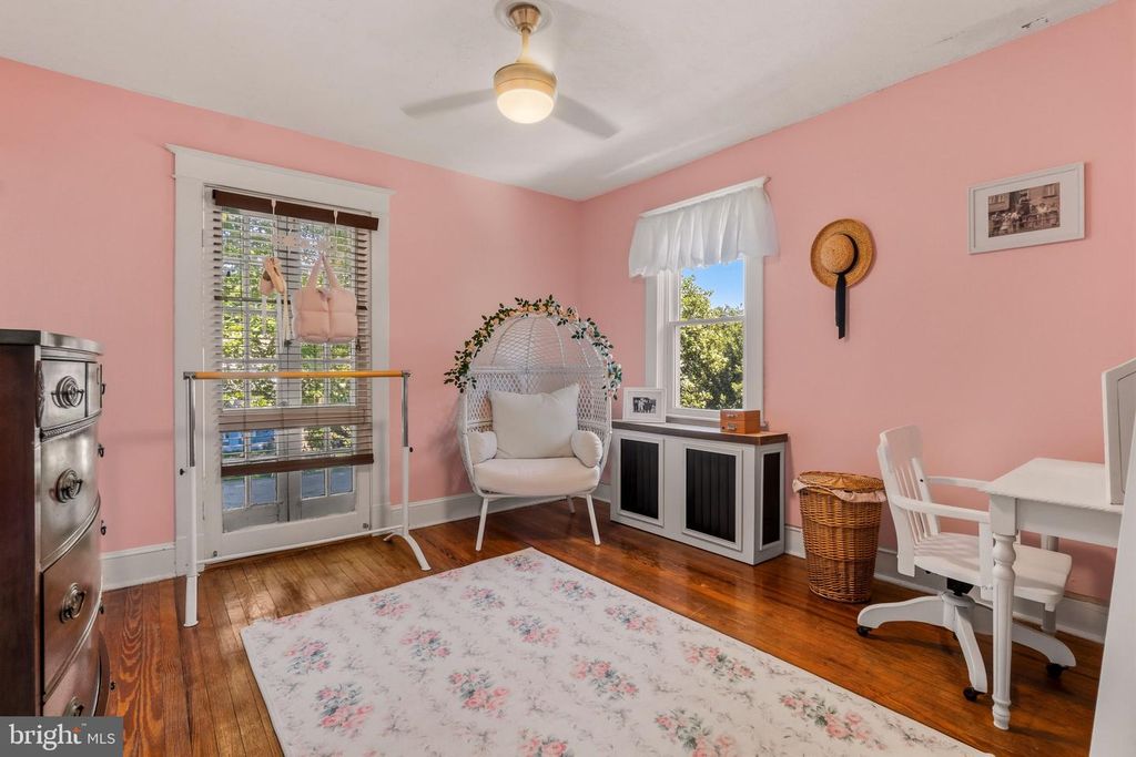 Image 29 of property listing at 210 MALLOW HILL RD, Baltimore, MD 21229