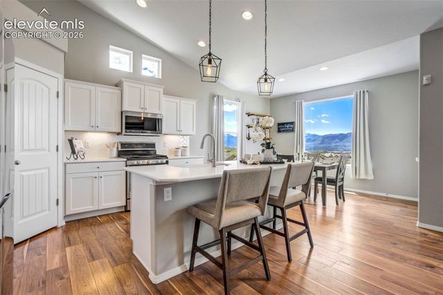 10832 Warm Sunshine Drive, Colorado Springs, CO 80908