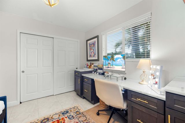 1310 NE 46TH Street, Oakland Park, FL 33334
