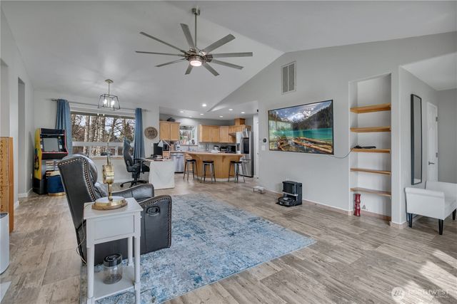 2469 Gillette Drive SE, Port Orchard, WA 98366