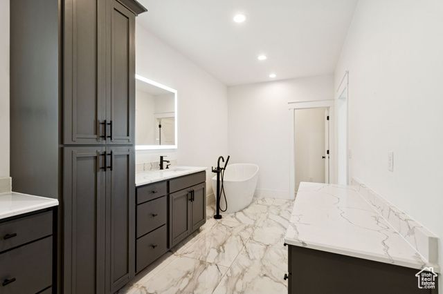 3293 E HAWK DR, Spanish Fork, UT 84660