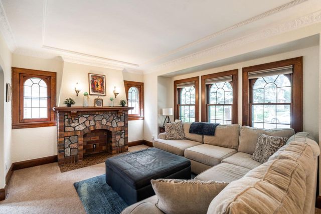 3276 N 50th STREET, Milwaukee, WI 53216