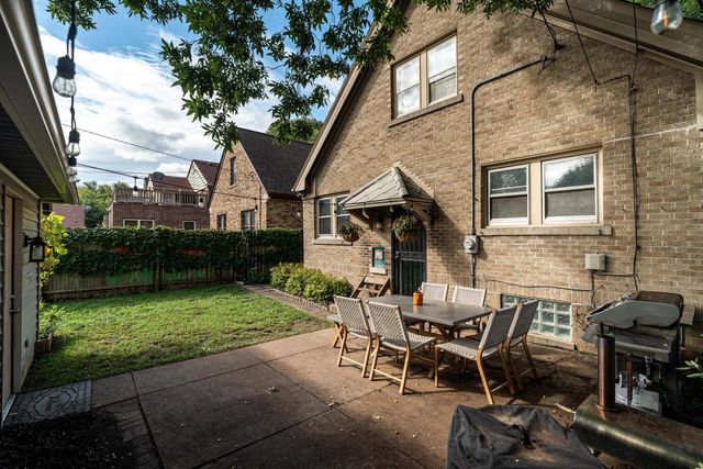 3276 N 50th STREET, Milwaukee, WI 53216