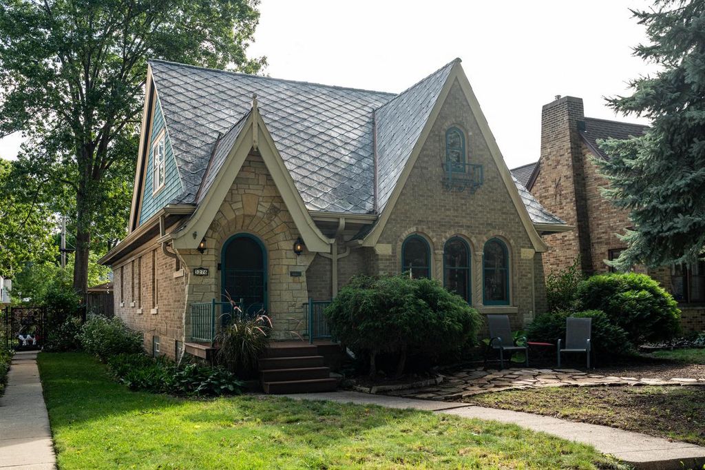 3276 N 50th STREET, Milwaukee, WI 53216