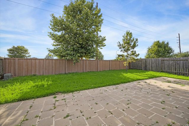 7542 Highland Chase Drive, Richmond, TX 77407