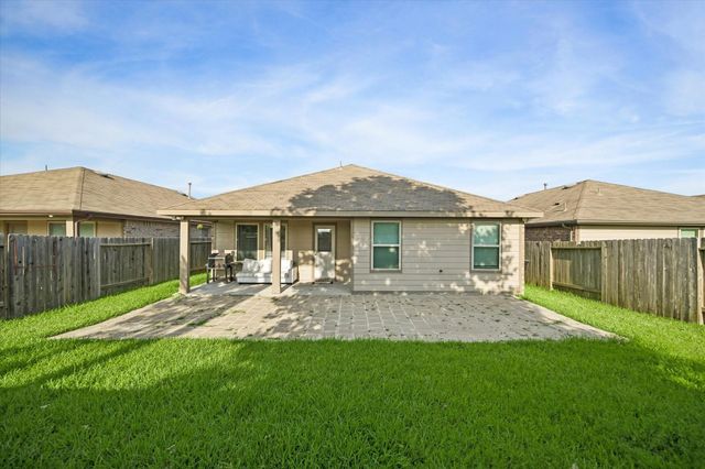 7542 Highland Chase Drive, Richmond, TX 77407
