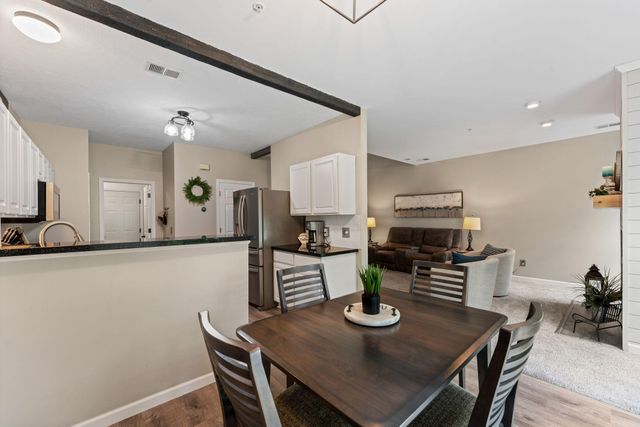 1208 Timber Way, Stillwater, MN 55082