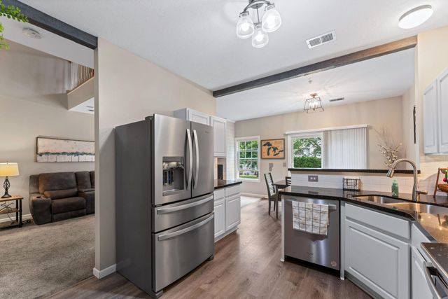 1208 Timber Way, Stillwater, MN 55082