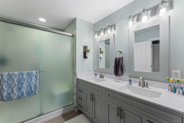 1208 Timber Way, Stillwater, MN 55082
