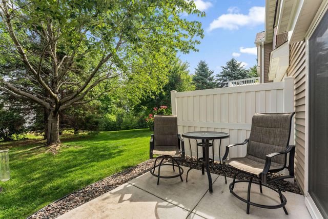 1208 Timber Way, Stillwater, MN 55082