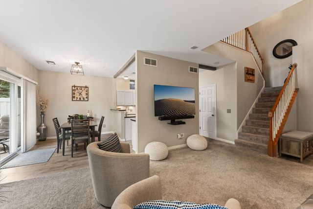 1208 Timber Way, Stillwater, MN 55082