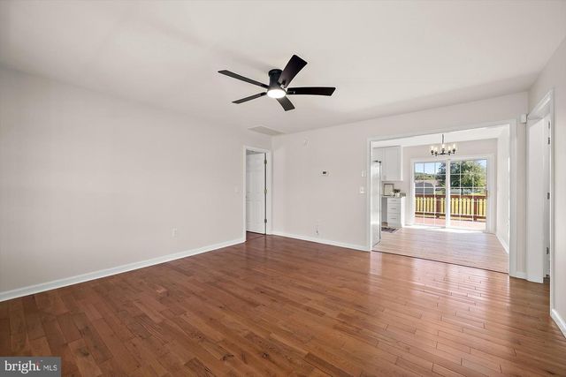 27809 WALLER RD, Delmar, MD 21801