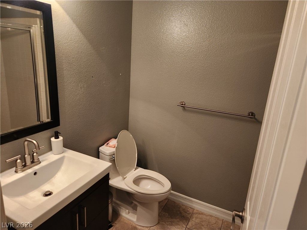 8733 Blazing Saddle Avenue, Las Vegas, NV 89129 — photo 3