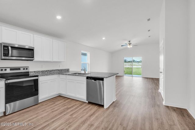 3135 COTTAGE HILL Place, Green Cove Springs, FL 32043
