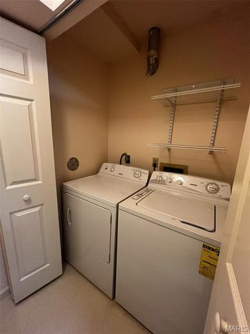 2408 S 10th Street, St Louis, MO 63104