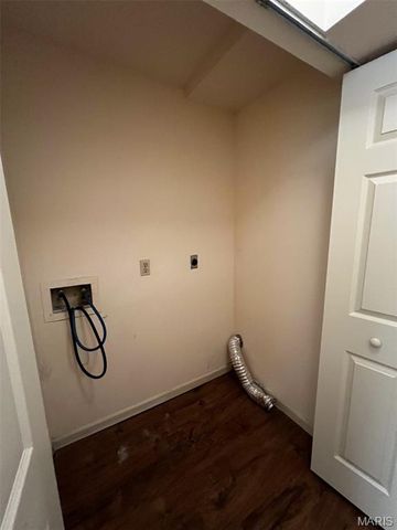 2408 S 10th Street, St Louis, MO 63104