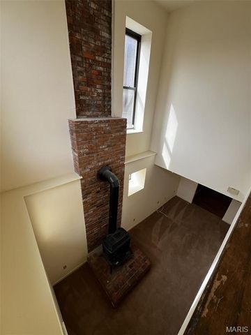 2408 S 10th Street, St Louis, MO 63104