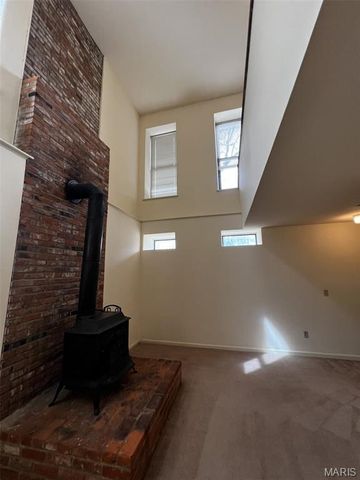 2408 S 10th Street, St Louis, MO 63104