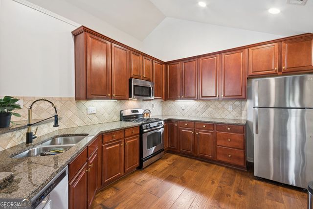 405 Kenley Court, Mcdonough, GA 30253