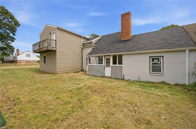 15 Langston BLVD, Hampton, VA 23666