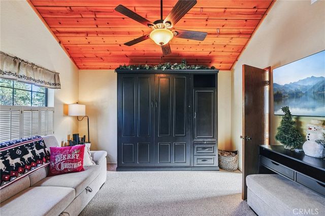 1847 Thrush Road, Wrightwood, CA 92397