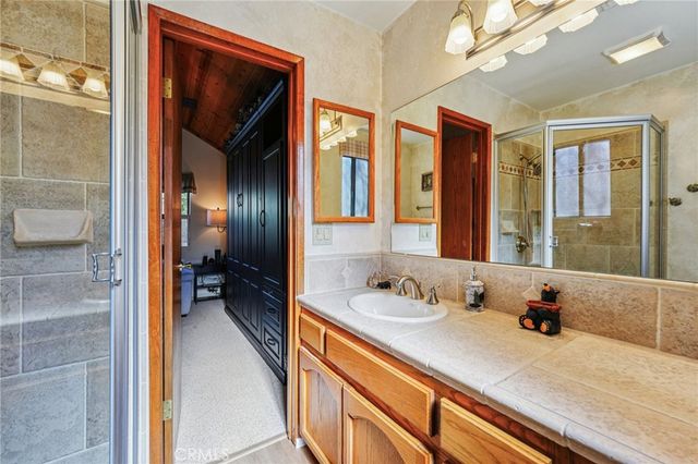 1847 Thrush Road, Wrightwood, CA 92397