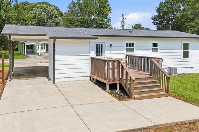 1320 Cochise Circle, Austell, GA 30168